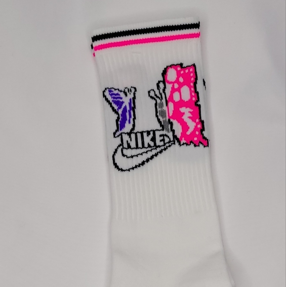 NIKE---Nice set of 3 pair of Nike socks - Picture 4 of 6
